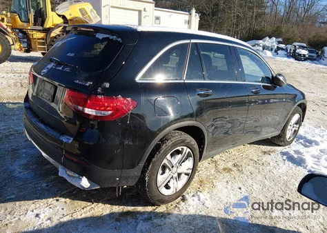 2017 Mercedes-Benz Glc 300 4Matic z USA, uszkodzony, nr VIN WDC0G4KB4HF148558